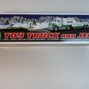 Hess Collectible 2010 Truck and Jet NIB
